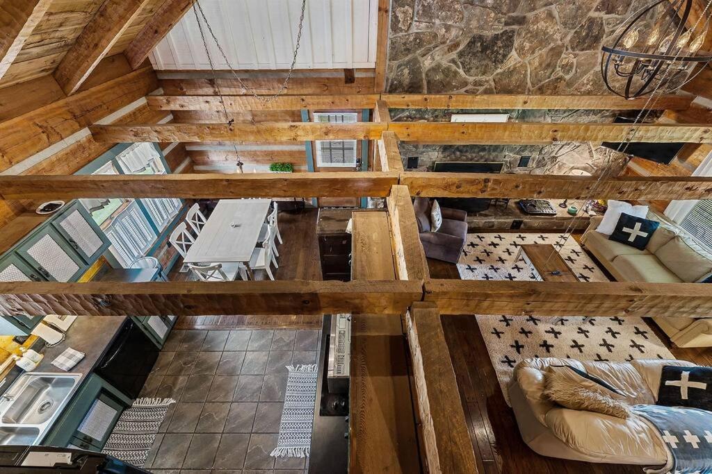 Rustic Cabin, Dock, Firepit, Kayaks & Games Winchester エクステリア 写真
